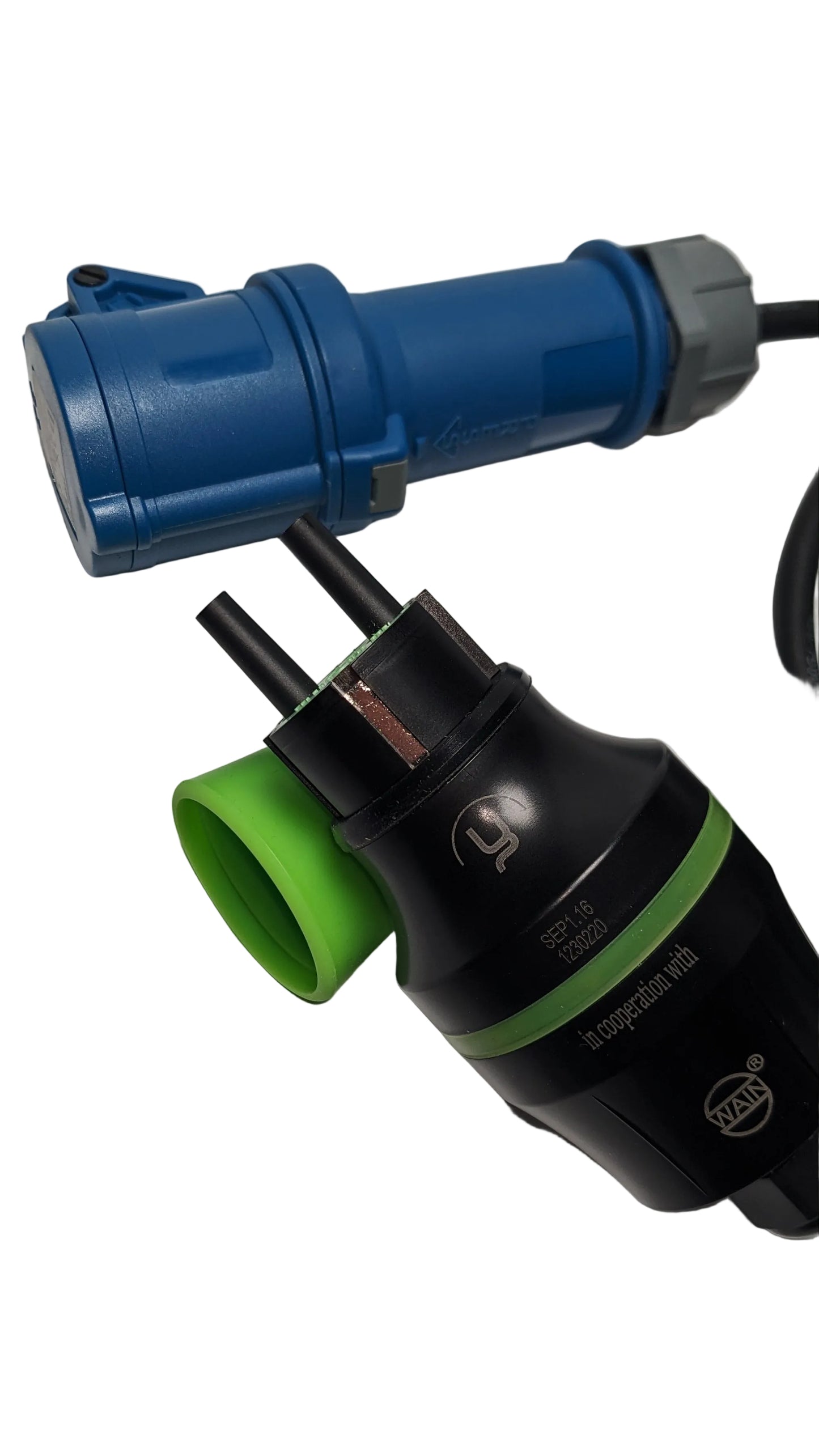 seplugs SEP 1.16 offen mit CEE - CAMPING Kupplung Total-Ansicht 2