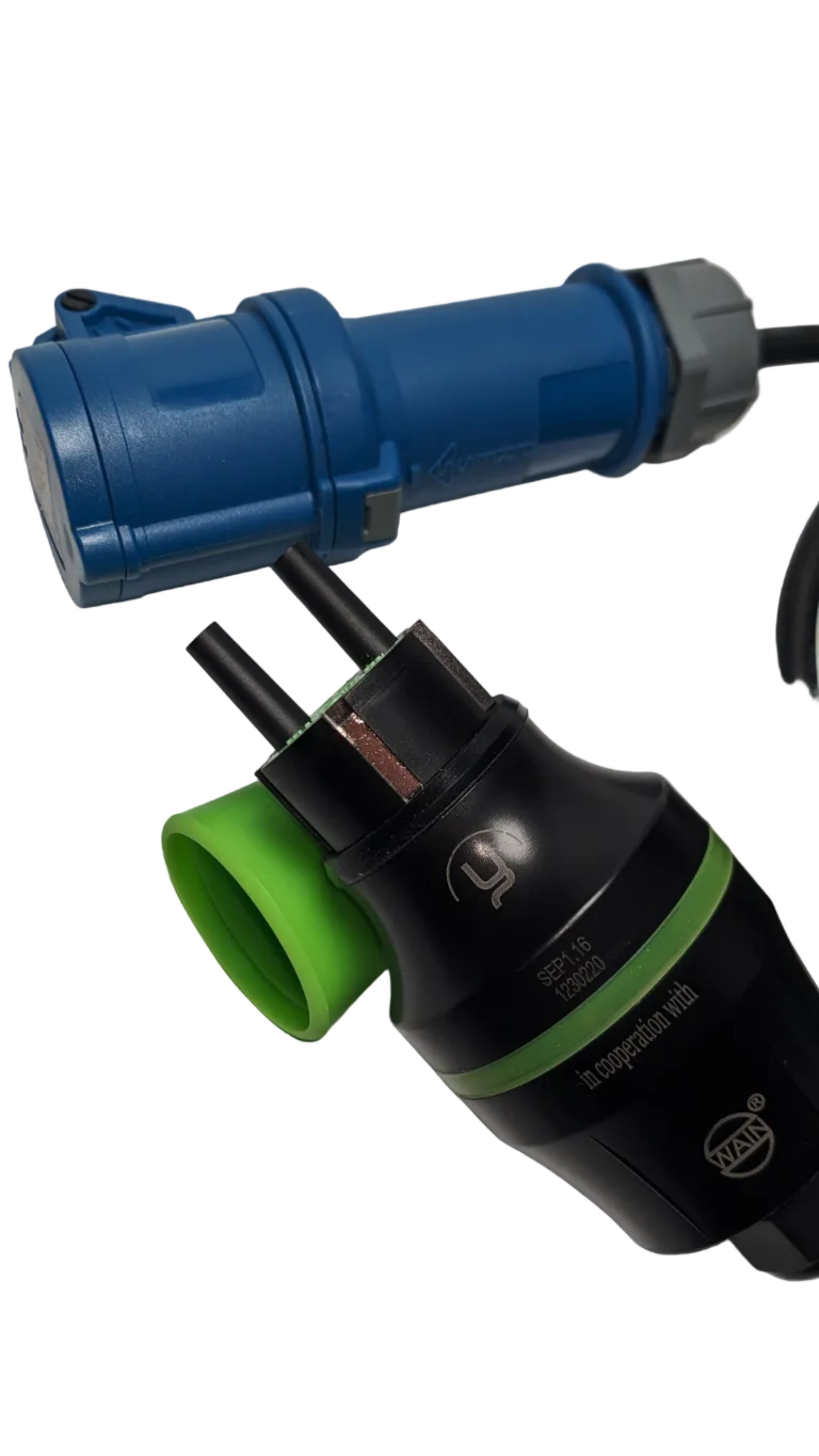 seplugs SEP 1.16 offen mit CEE - CAMPING Kupplung Total-Ansicht